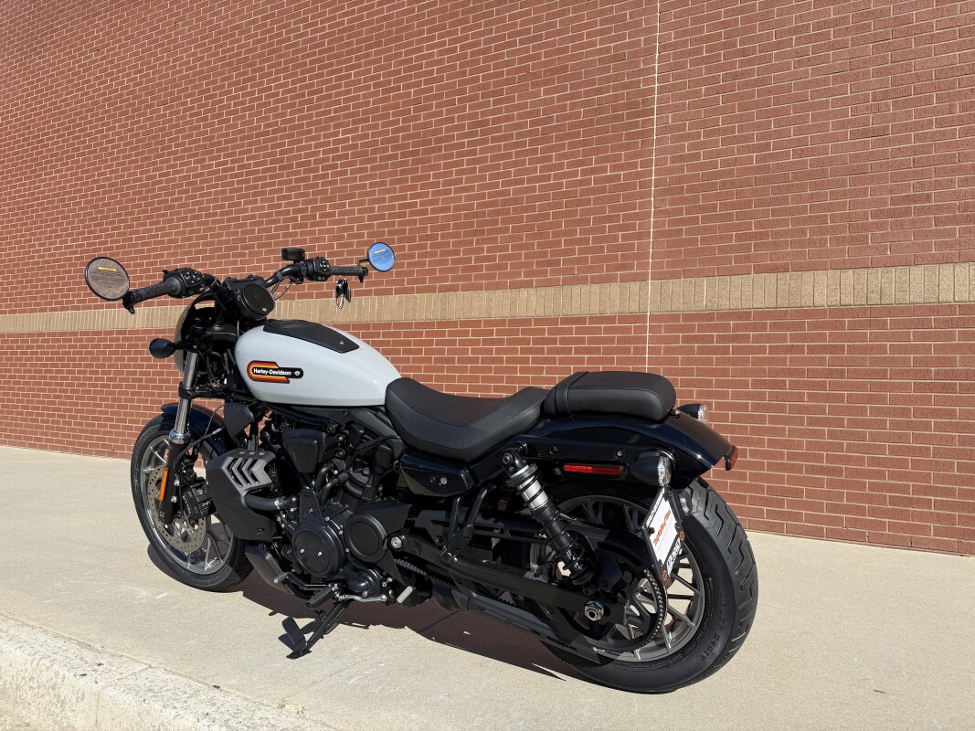 RH975S 2025 Nightster Special - Photo 7