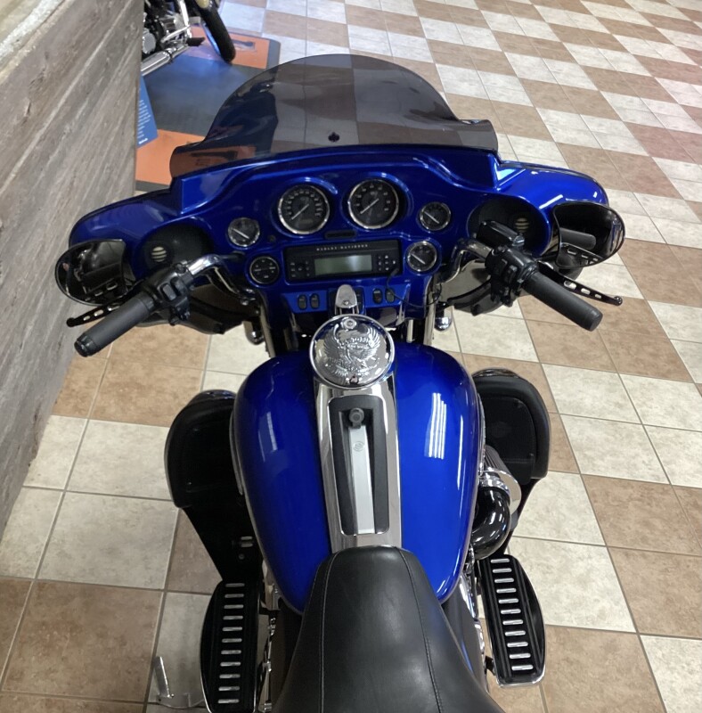 2010 Harley-Davidson Electra Glide Ultra Limited Flame Blue Pearl - Photo 8