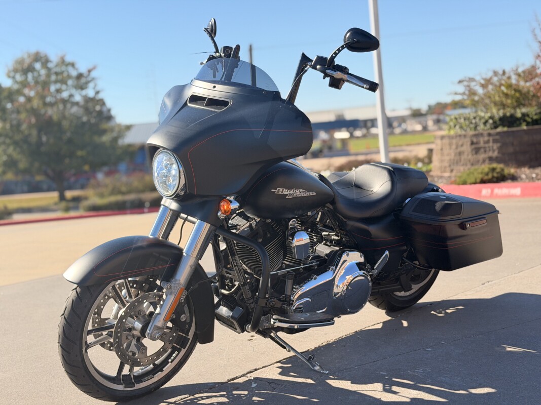2016 Harley-Davidson Street Glide Special FLHXS Black Denim 672563 - Photo 5