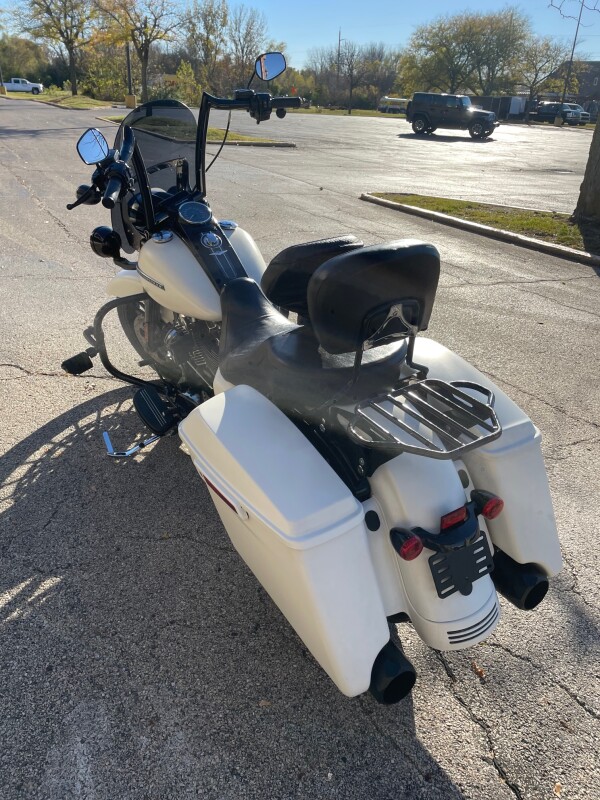 Harley-Davidson Road King Special 2019 FLHRXS BNVL SALT DENIM - Photo 7