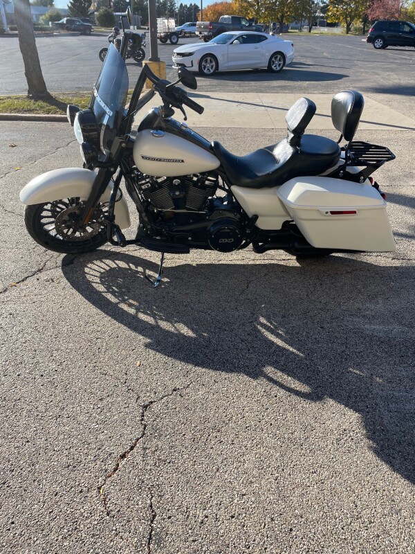 Harley-Davidson Road King Special 2019 FLHRXS BNVL SALT DENIM - Photo 6