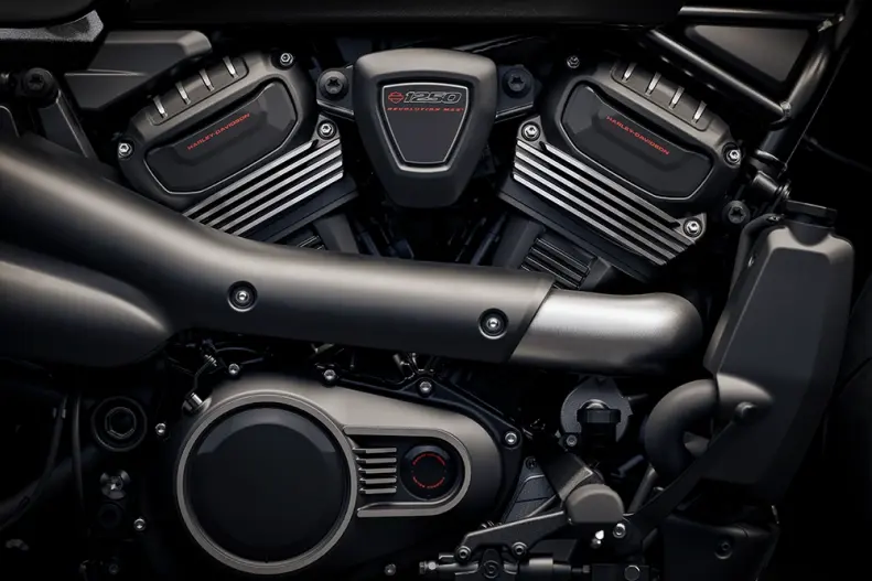 Revolution Max 1250T Motor