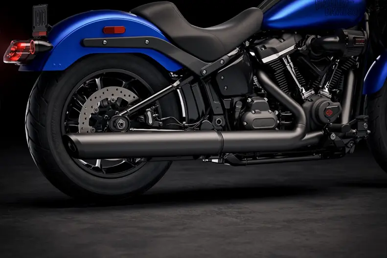 Performance-Tuned 2-Into-1 Exhaust