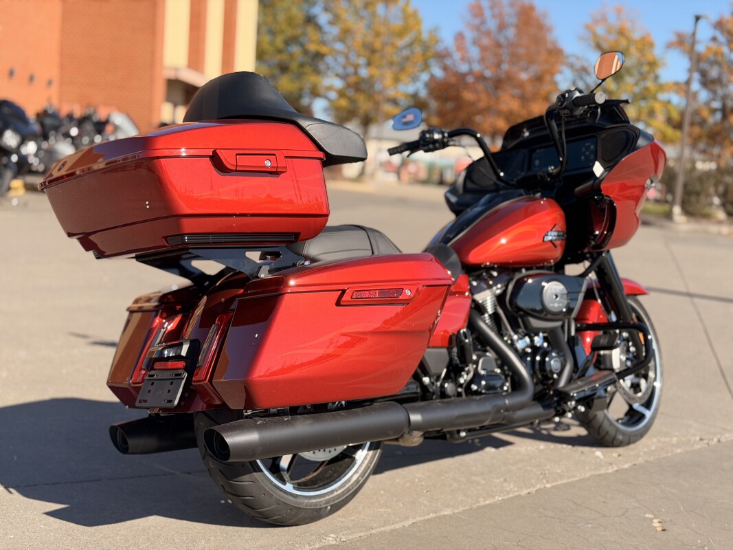 2025 Harley-Davidson Road Glide FLTRX WHSKEY FIRSTORM - Photo 3