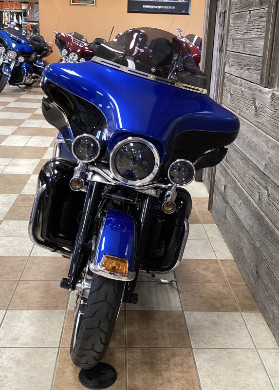 2010 Harley-Davidson Electra Glide Ultra Limited Flame Blue Pearl - Photo 2