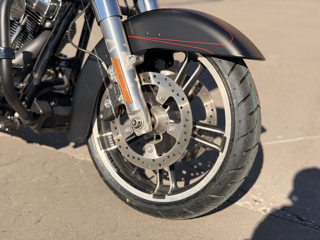 2016 Harley-Davidson Street Glide Special FLHXS Black Denim 672563 - Photo 9