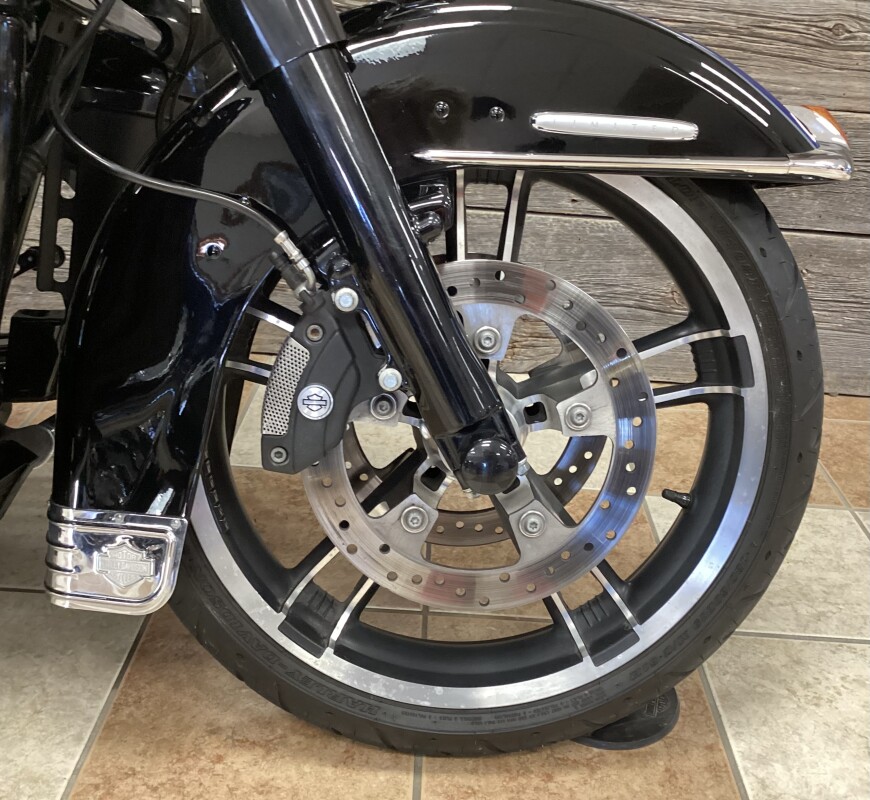 2010 Harley-Davidson Electra Glide Ultra Limited Flame Blue Pearl - Photo 10