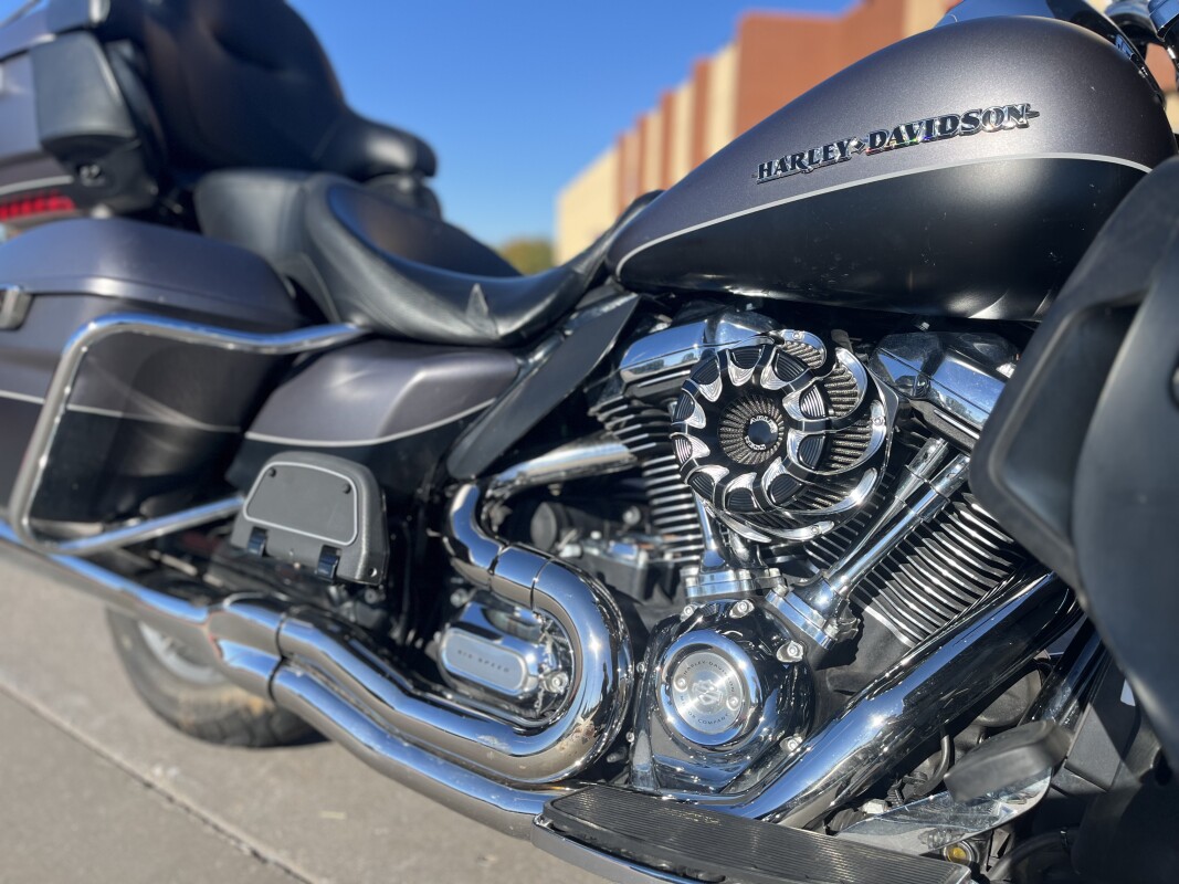 2017 Harley-Davidson Ultra Limited FLHTK CHR DNM/BLK DNM - Photo 10