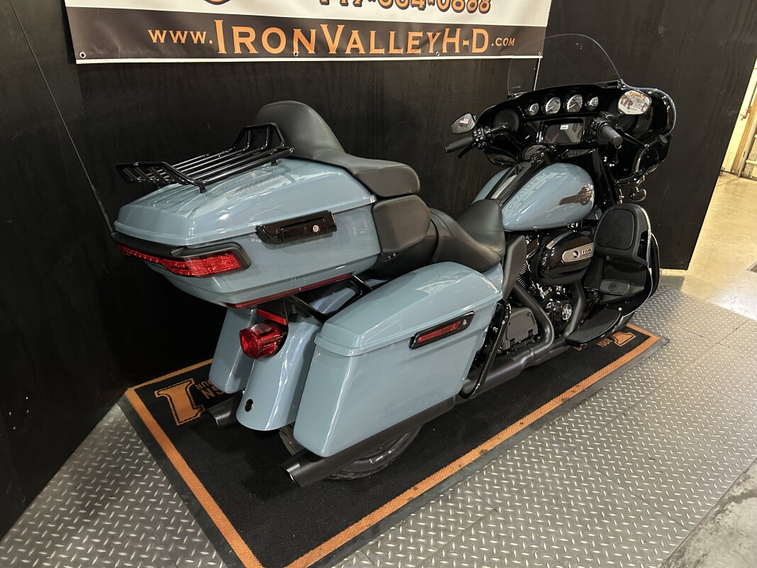 2024 H-D FLHTK Ultra Limited 114ci - Photo 3