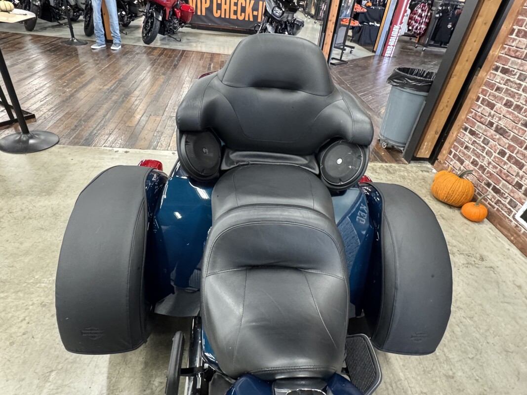 2020 Harley-Davidson Tri Glide Ultra FLHTCUTG - Photo 5