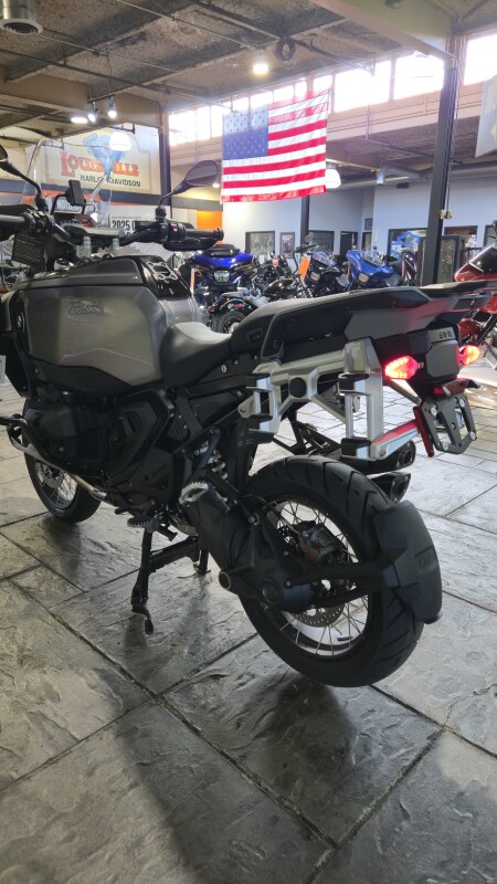 2026 BMW Motorrad R 1300 GS Adventure | $2,500 Cash Rebate, photo 15