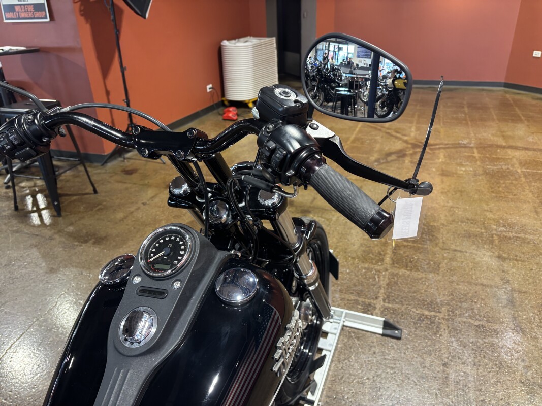 Harley-Davidson Street Bob 2015 FXDB BLACK - Photo 6