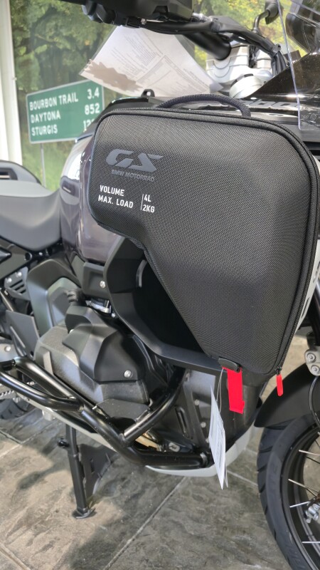 2026 BMW Motorrad R 1300 GS Adventure - Enduro Package - Photo 4
