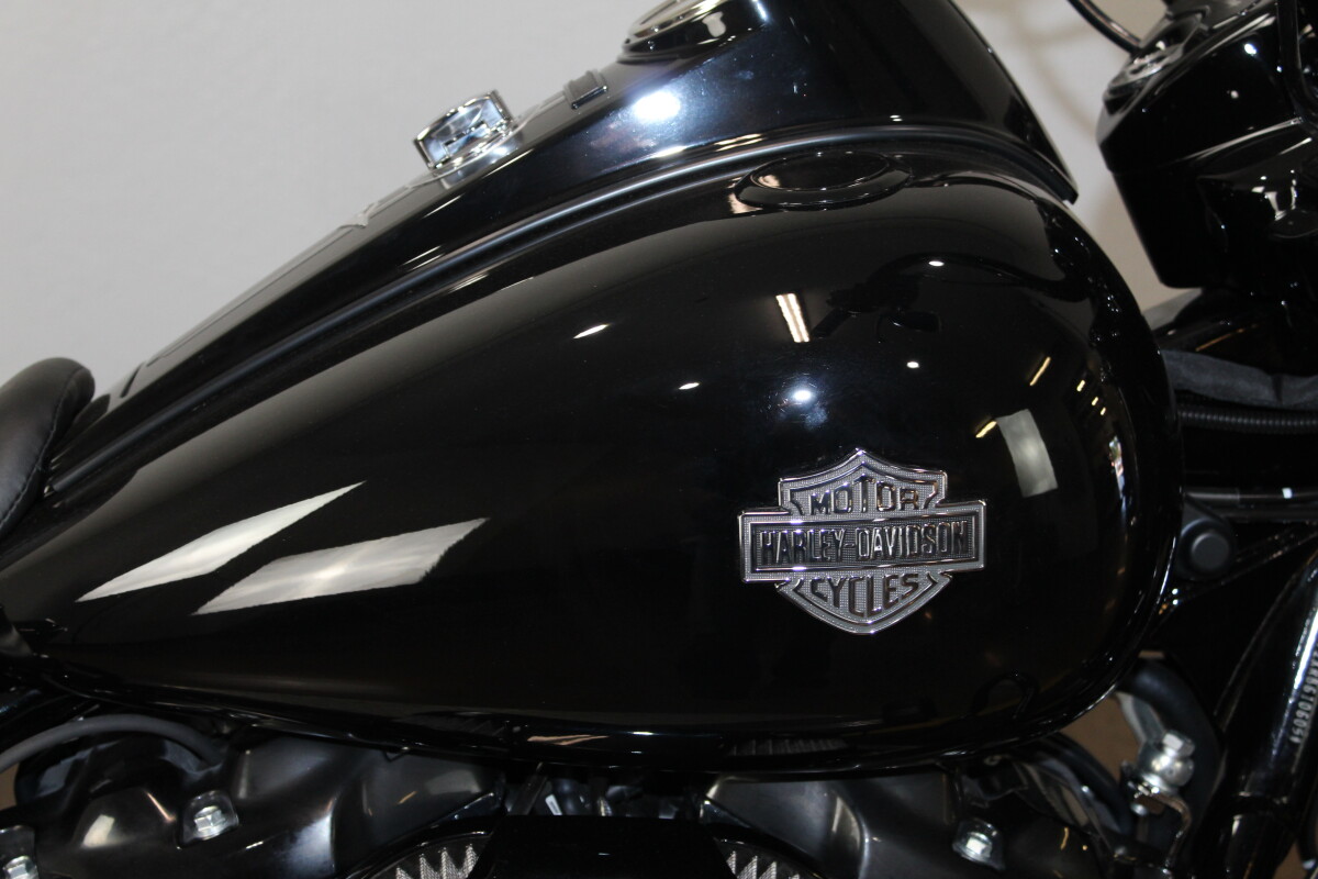 Harley-Davidson Road King Special 2024 FLHRXS 610605T VIVID BLACK - Photo 10