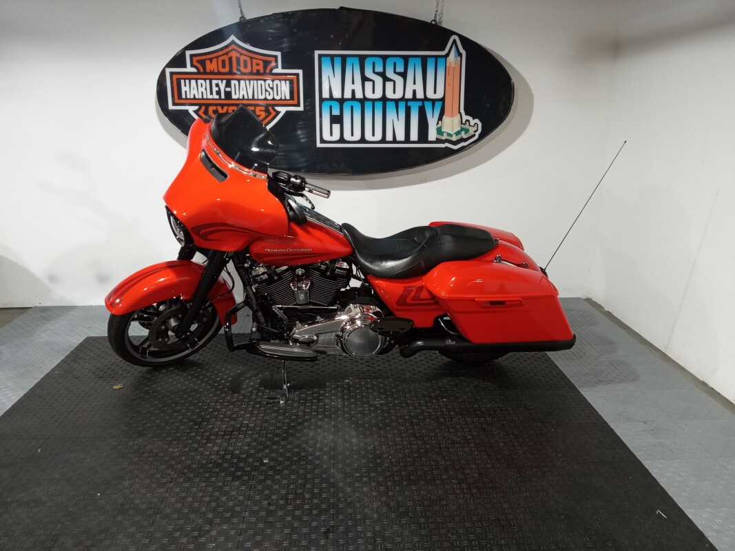 2017 Harley-Davidson Street Glide Special - Laguna Orange - Photo 3