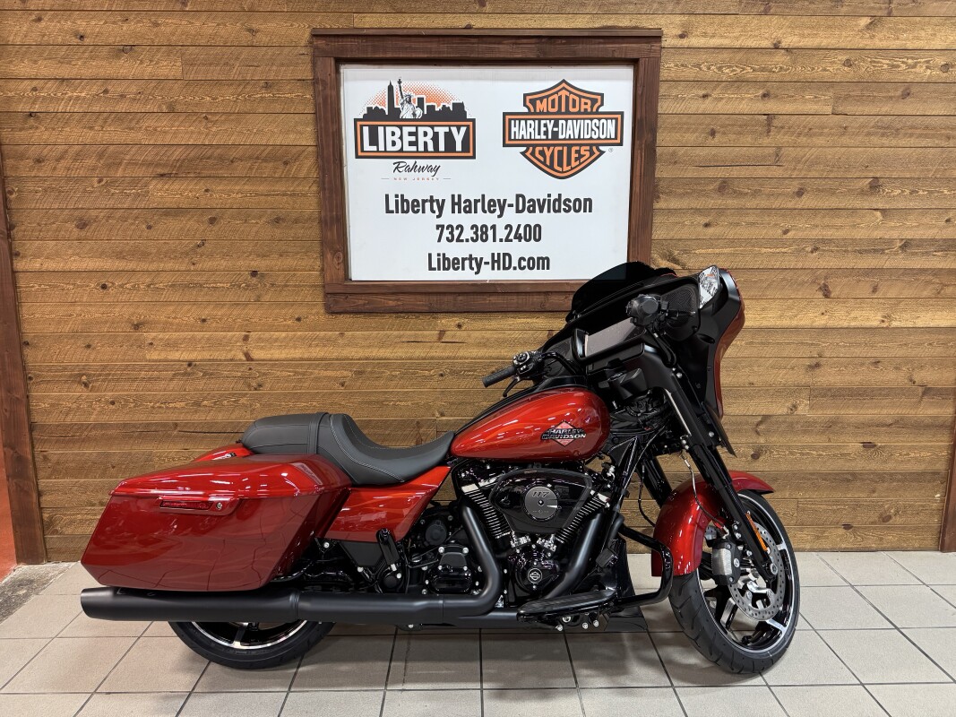 2025 HARLEY-DAVIDSON STREET GLIDE WHISKEY FIRESTORM - BLACK FINISH FLHX