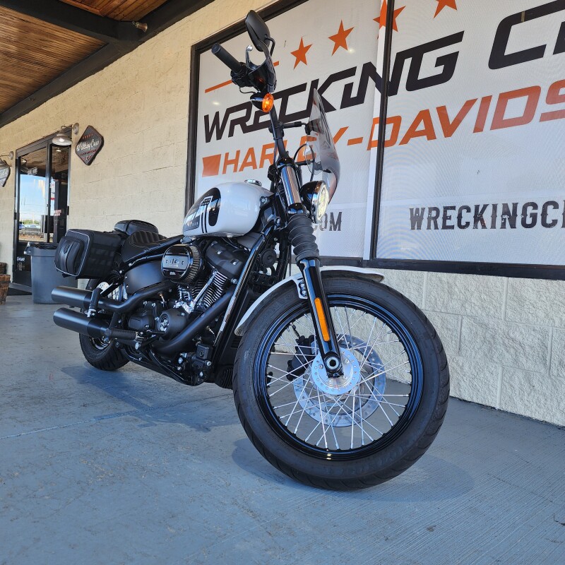 2021 Harley-Davidson Street Bob 114 – Used Cruiser Motorcycle - Photo 5