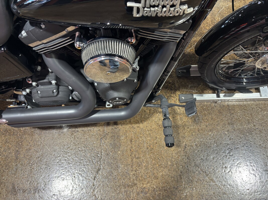 Harley-Davidson Street Bob 2015 FXDB BLACK - Photo 5