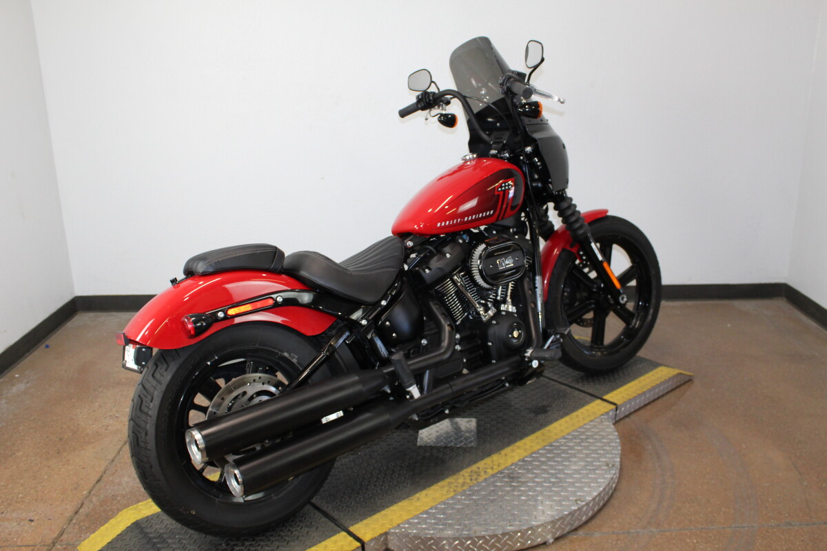 Harley-Davidson Street Bob 114 2022 FXBBS 054161T REDLINE RED - Photo 8