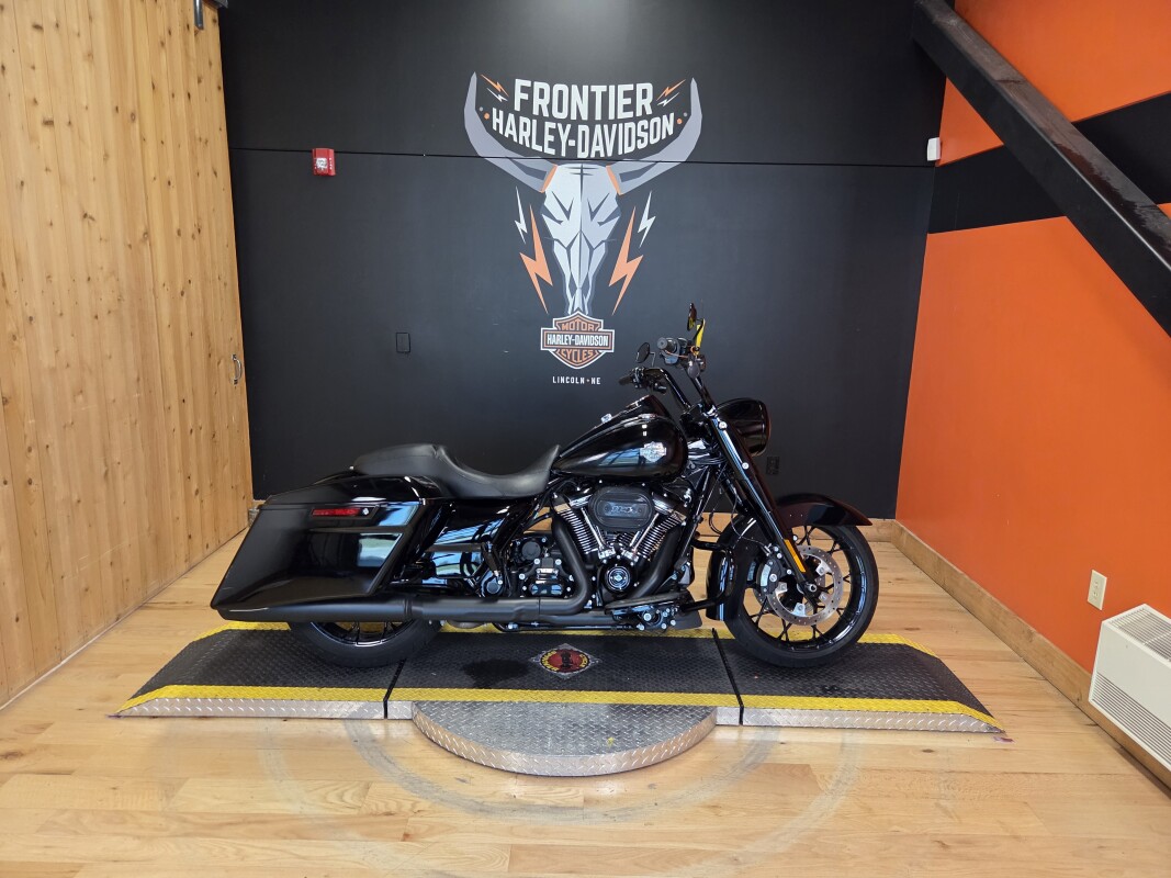 FLHRXS 2025 Road King Special - Photo 2