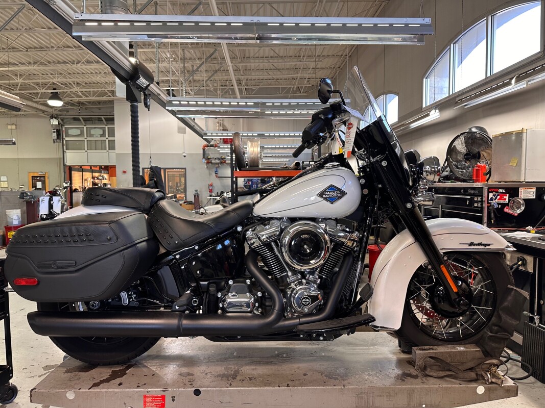 2025 Harley-Davidson Heritage Classic FLHC