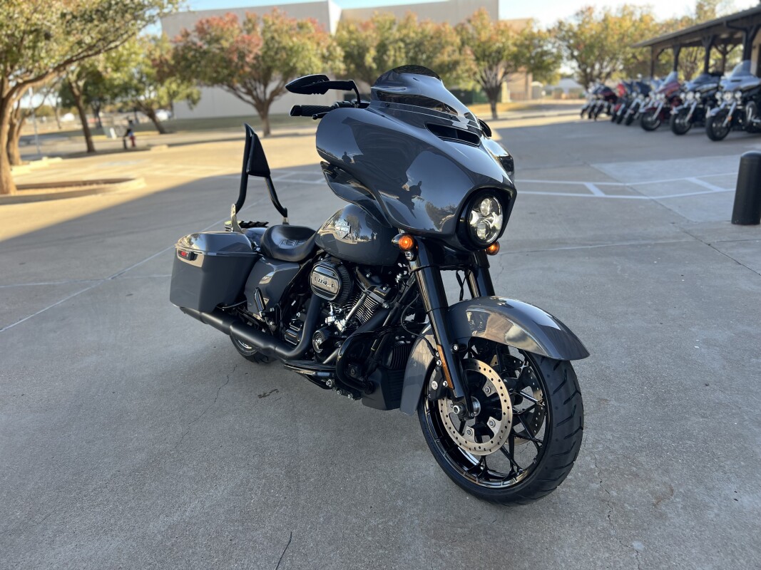2022 Harley-Davidson Street Glide Special Gunship Grey - Black Finish - Photo 2