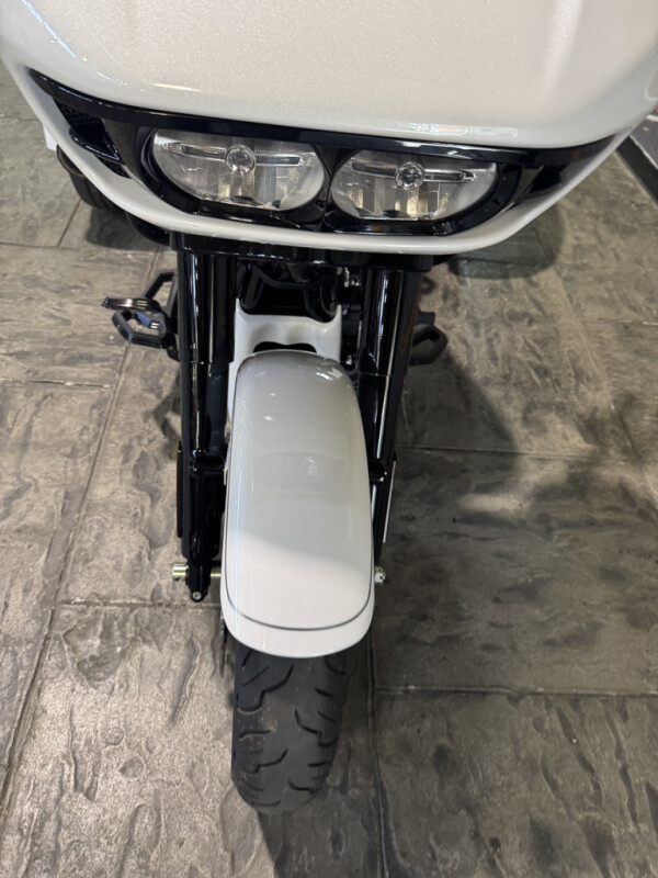 2025 Harley-Davidson Road Glide 3 - Photo 10