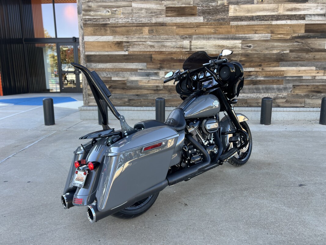 2022 Harley-Davidson Street Glide Special Gunship Grey - Black Finish - Photo 8