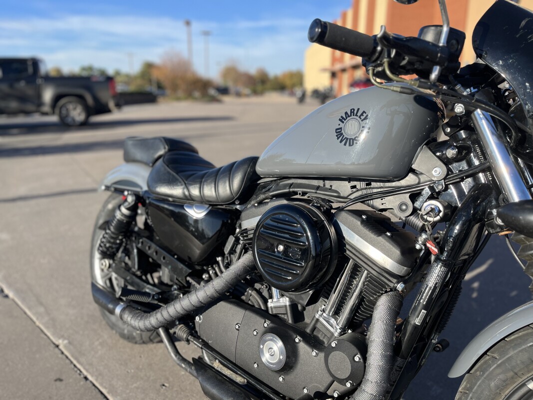 2022 Harley-Davidson Iron 883 XL 883N Gunship Gray 411542 - Photo 9