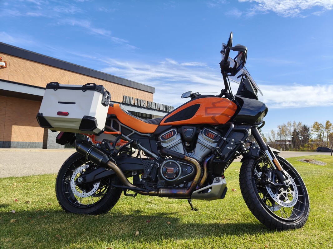 2021 Harley-Davidson Pan America 1250 Special Baja Orange/Stonewashed White Pearl