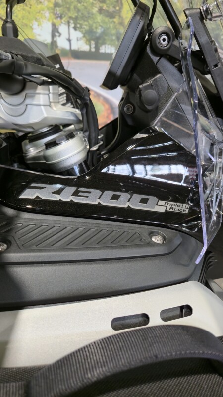 2026 BMW Motorrad R 1300 GS Adventure - Enduro Package - Photo 5