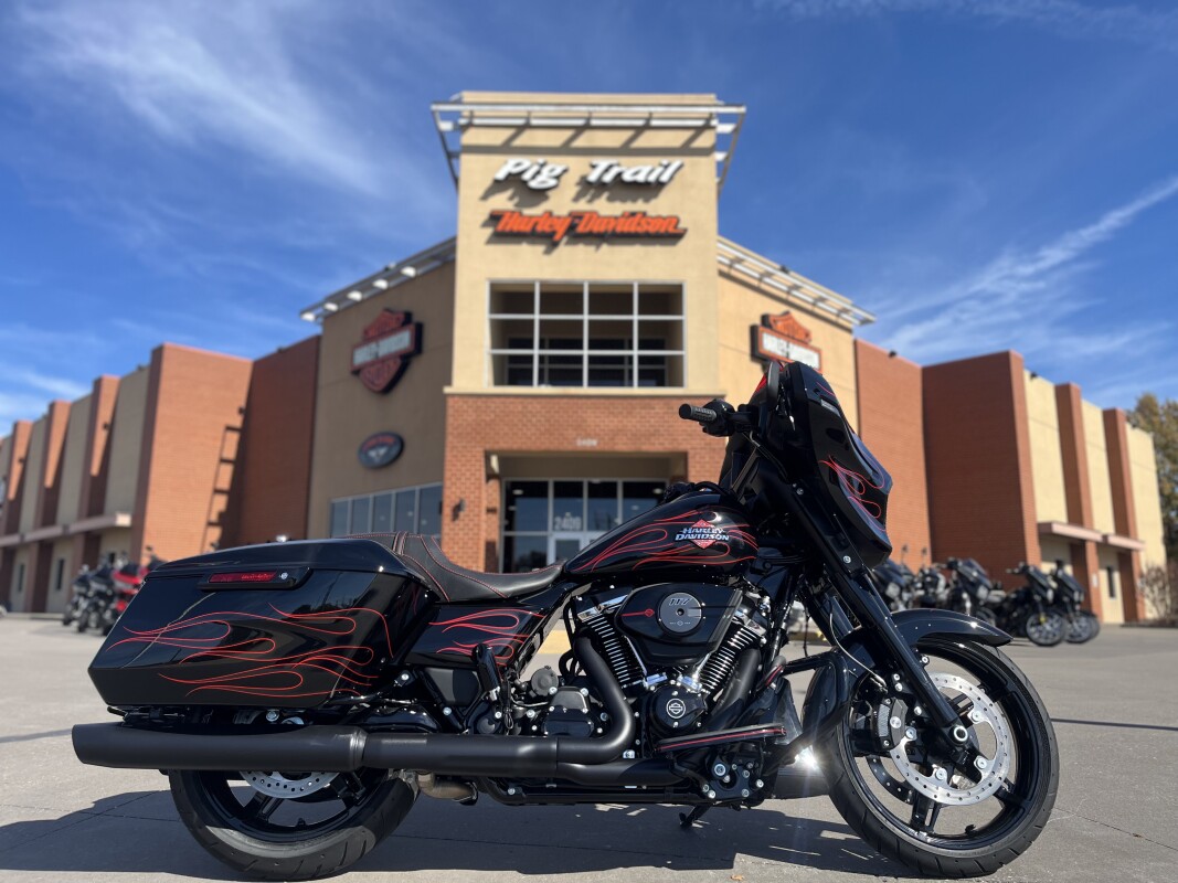 2025 Harley-Davidson Street Glide FLHX MDNGHT FIRSTORM