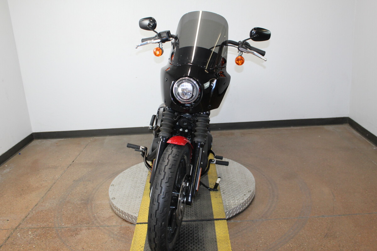 Harley-Davidson Street Bob 114 2022 FXBBS 054161T REDLINE RED - Photo 3