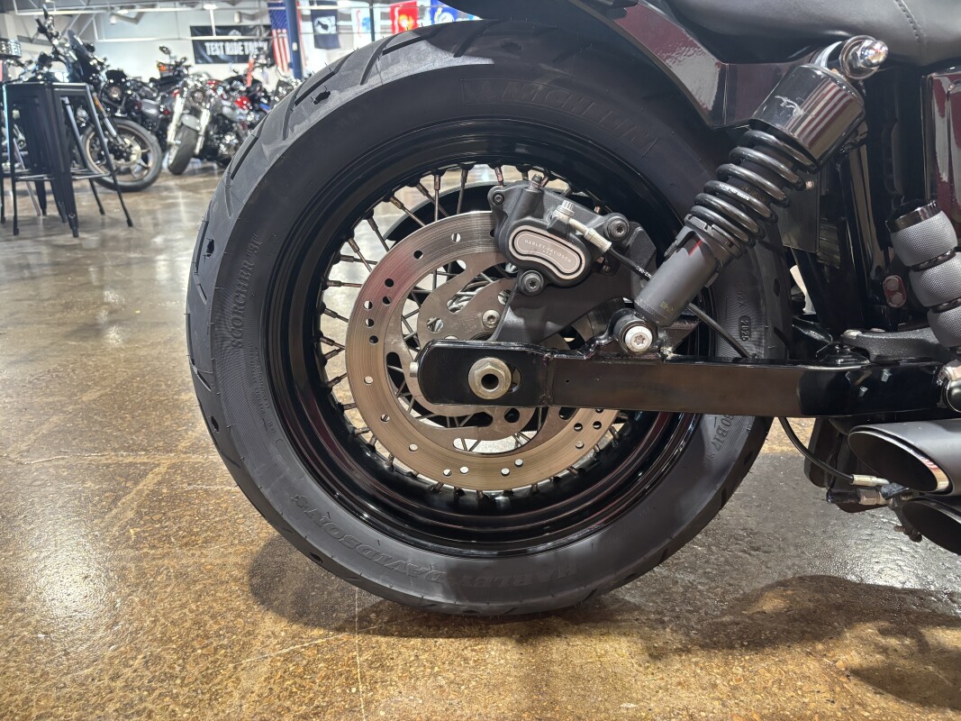 Harley-Davidson Street Bob 2015 FXDB BLACK - Photo 8