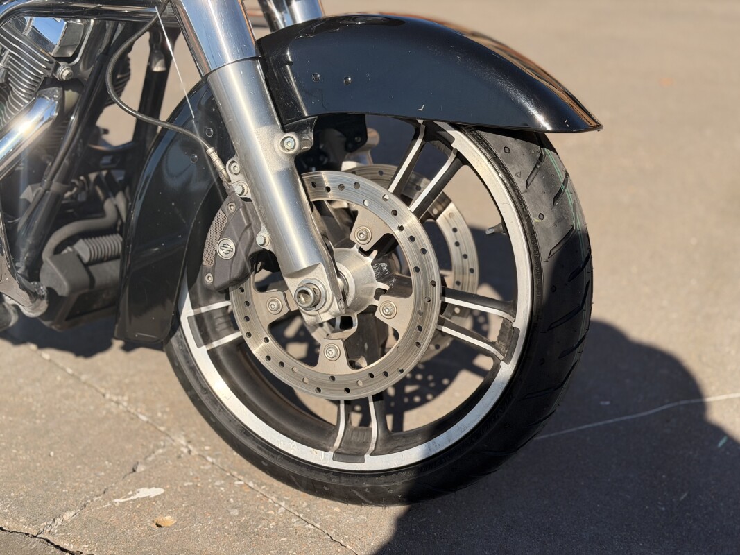2016 Harley-Davidson Street Glide Special FLHXS Black Denim 677102 - Photo 9