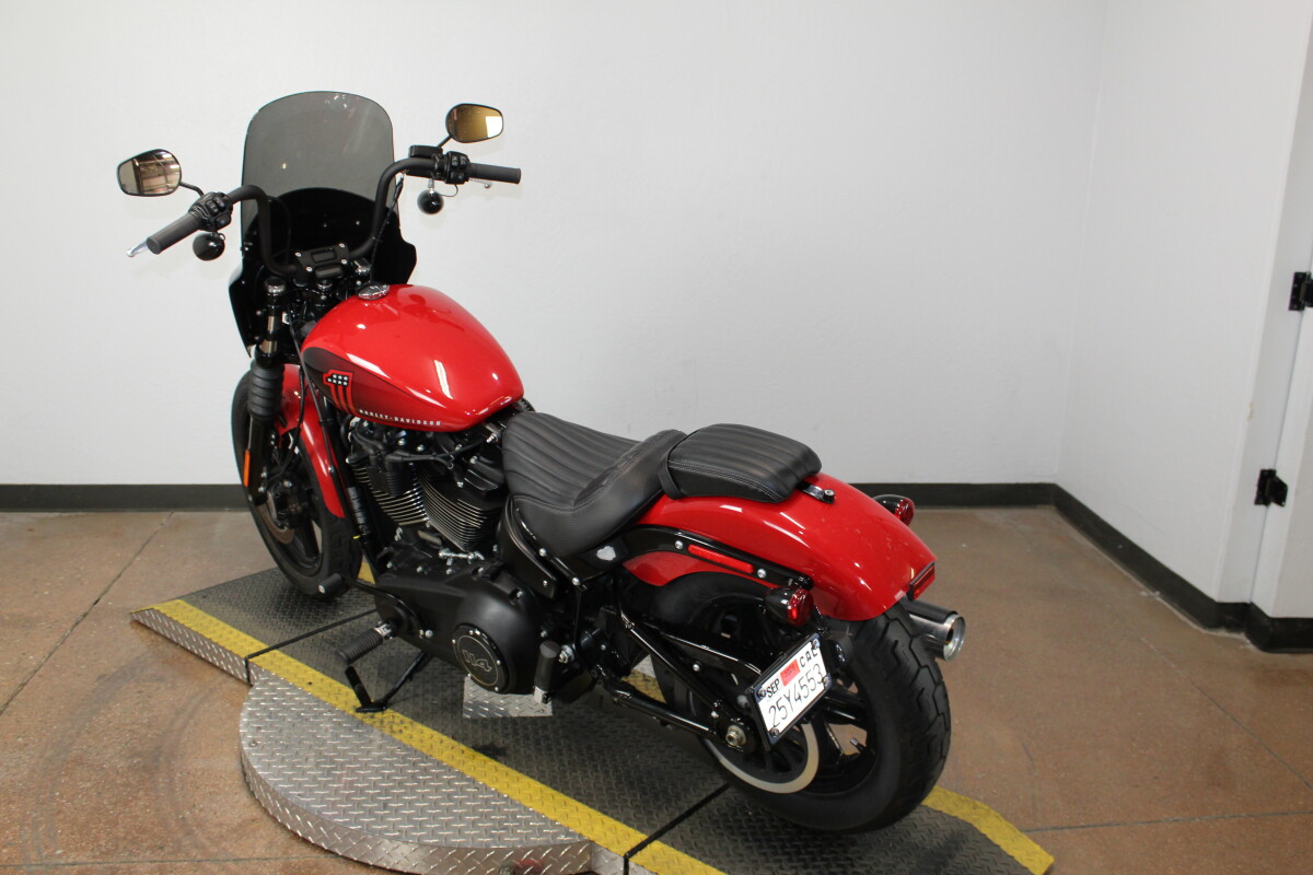 Harley-Davidson Street Bob 114 2022 FXBBS 054161T REDLINE RED - Photo 6