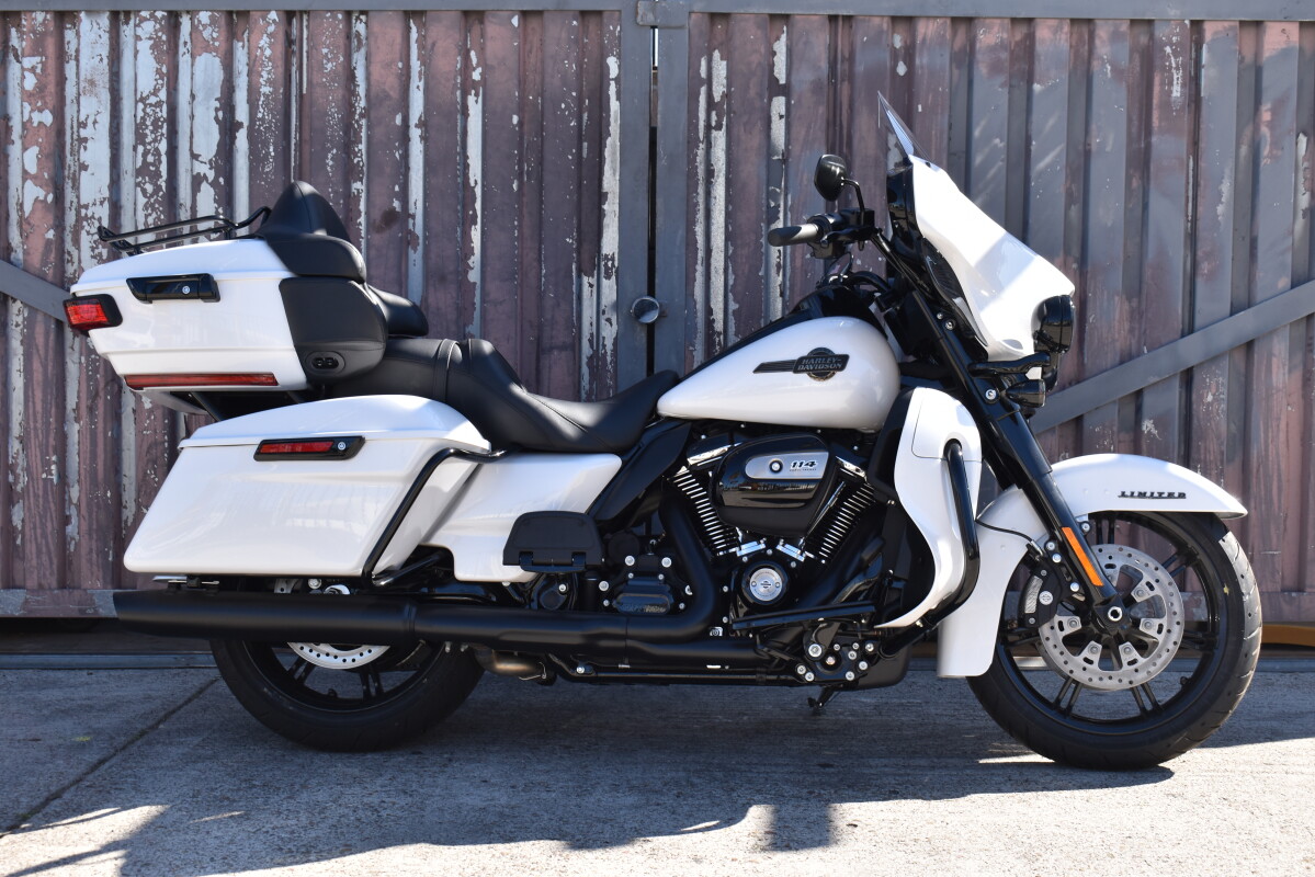 2024 Harley-Davidson® Ultra Limited FLHTK