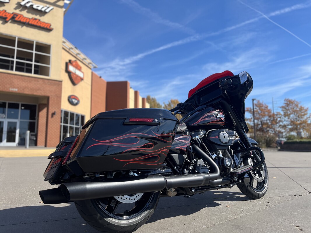 2025 Harley-Davidson Street Glide FLHX MDNGHT FIRSTORM - Photo 3