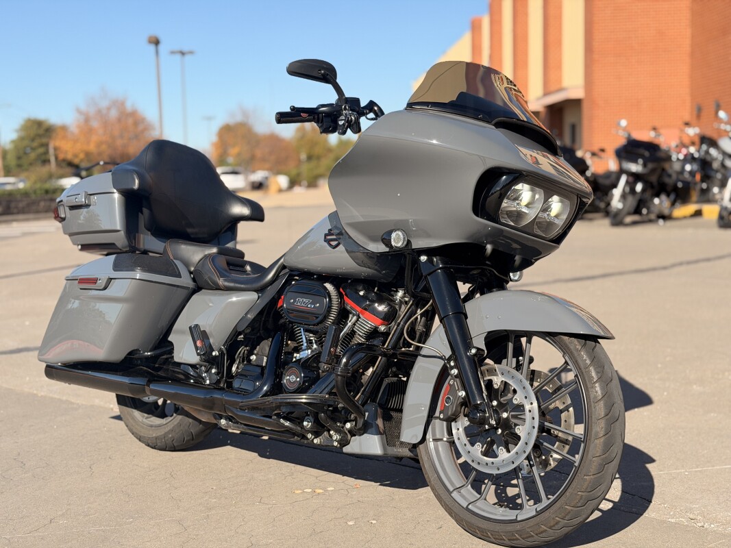 2018 Harley-Davidson CVO Road Glide FLTRXSE Gunship Gray 954279 - Photo 2