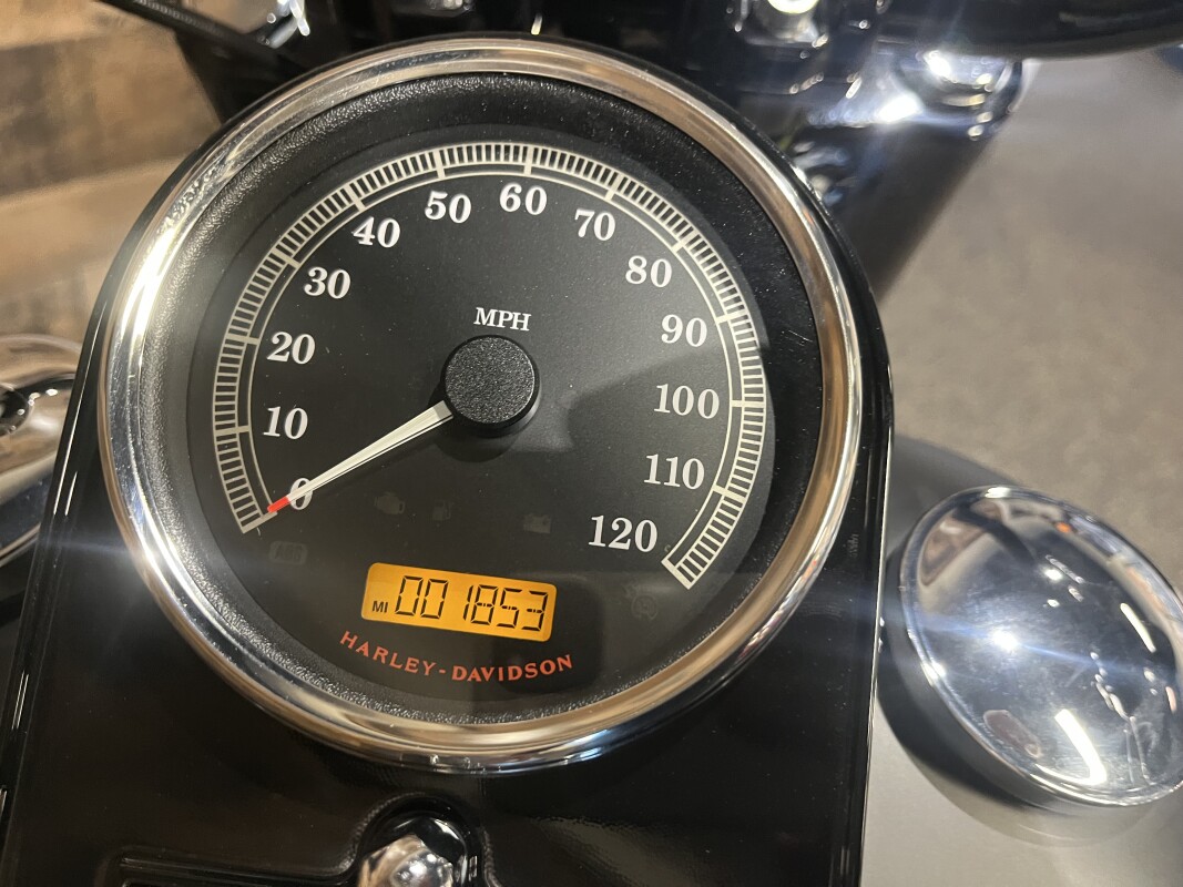 2016 Harley-Davidson Fat Boy S Black Denim FLSTFBS - Photo 10