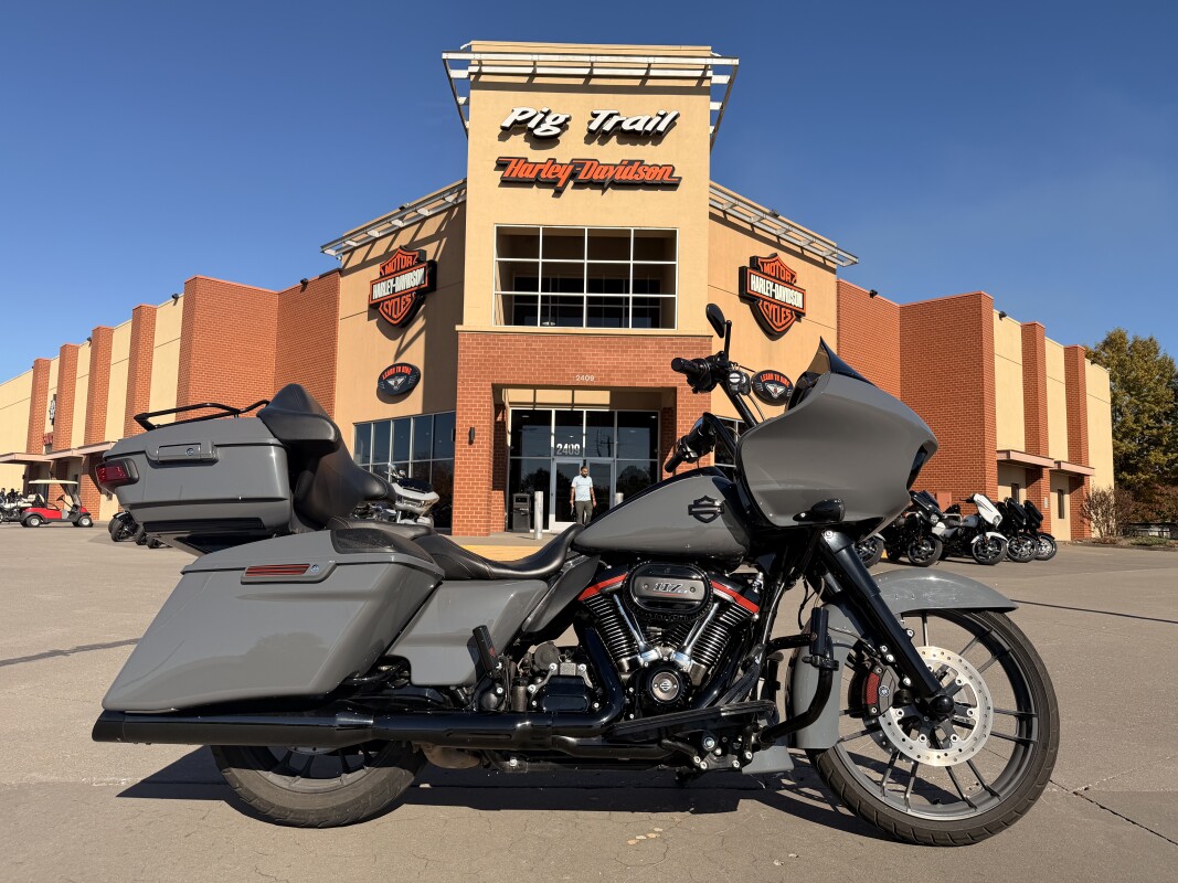 2018 Harley-Davidson CVO Road Glide FLTRXSE Gunship Gray 954279