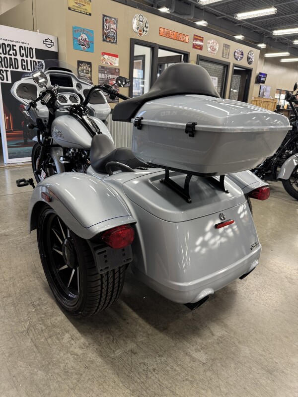 2024 Harley-Davidson Road Glide 3 FLTRT - Photo 8
