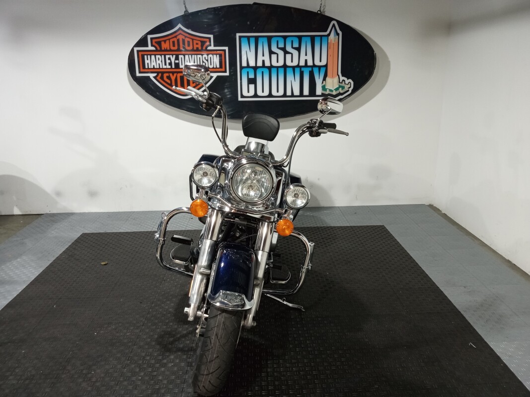 2014 Harley-Davidson Road King - Big Blue Pearl/Vivid Black - Photo 2