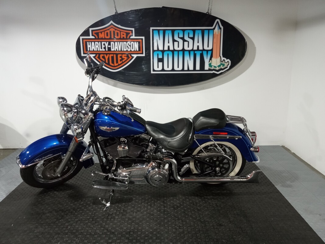 2009 Harley-Davidson Softail Deluxe - Flame Blue Pearl Deluxe - Photo 3