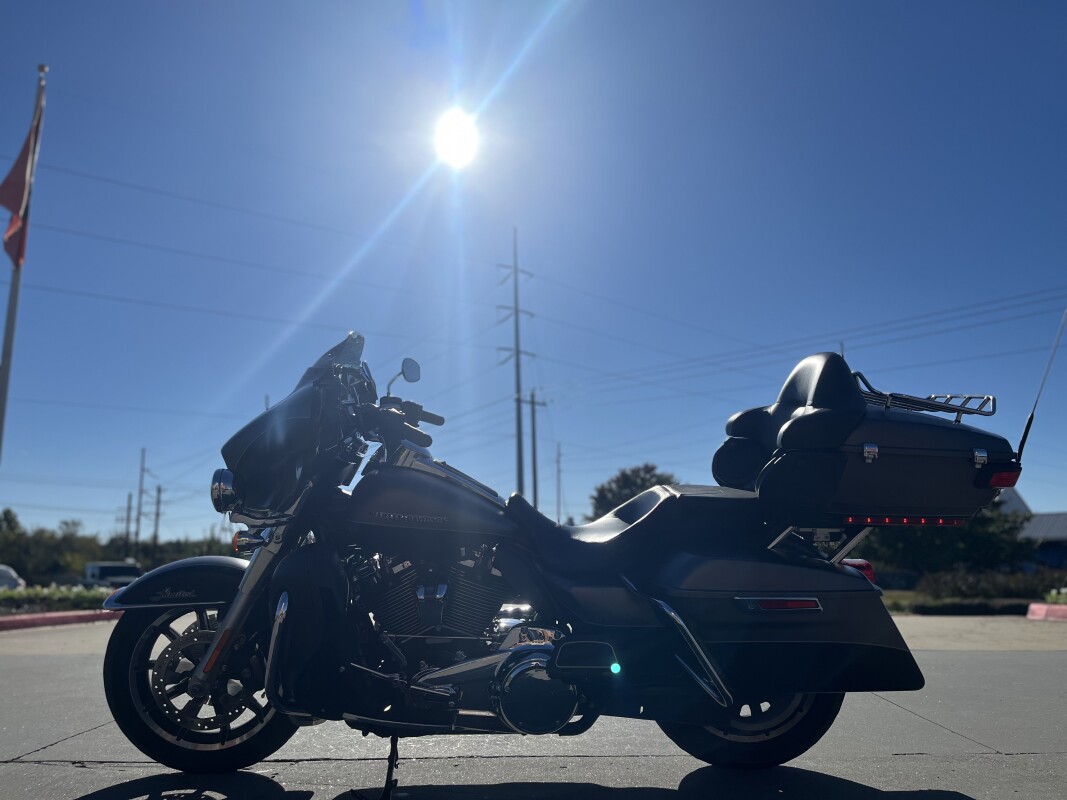 2017 Harley-Davidson Ultra Limited FLHTK CHR DNM/BLK DNM - Photo 6