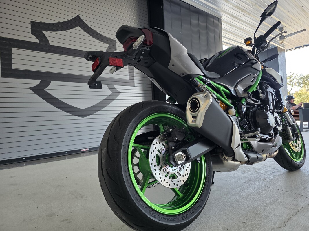 2025 Kawasaki Z500 SE ABS - Photo 4