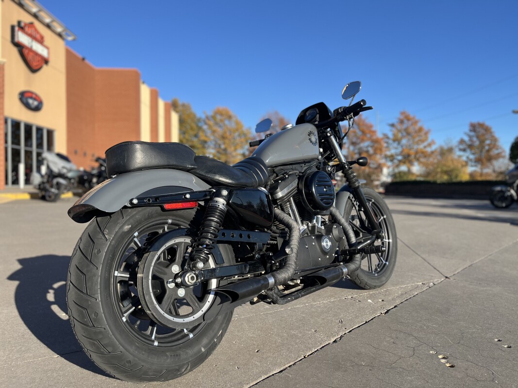 2022 Harley-Davidson Iron 883 XL 883N Gunship Gray 411542 - Photo 3