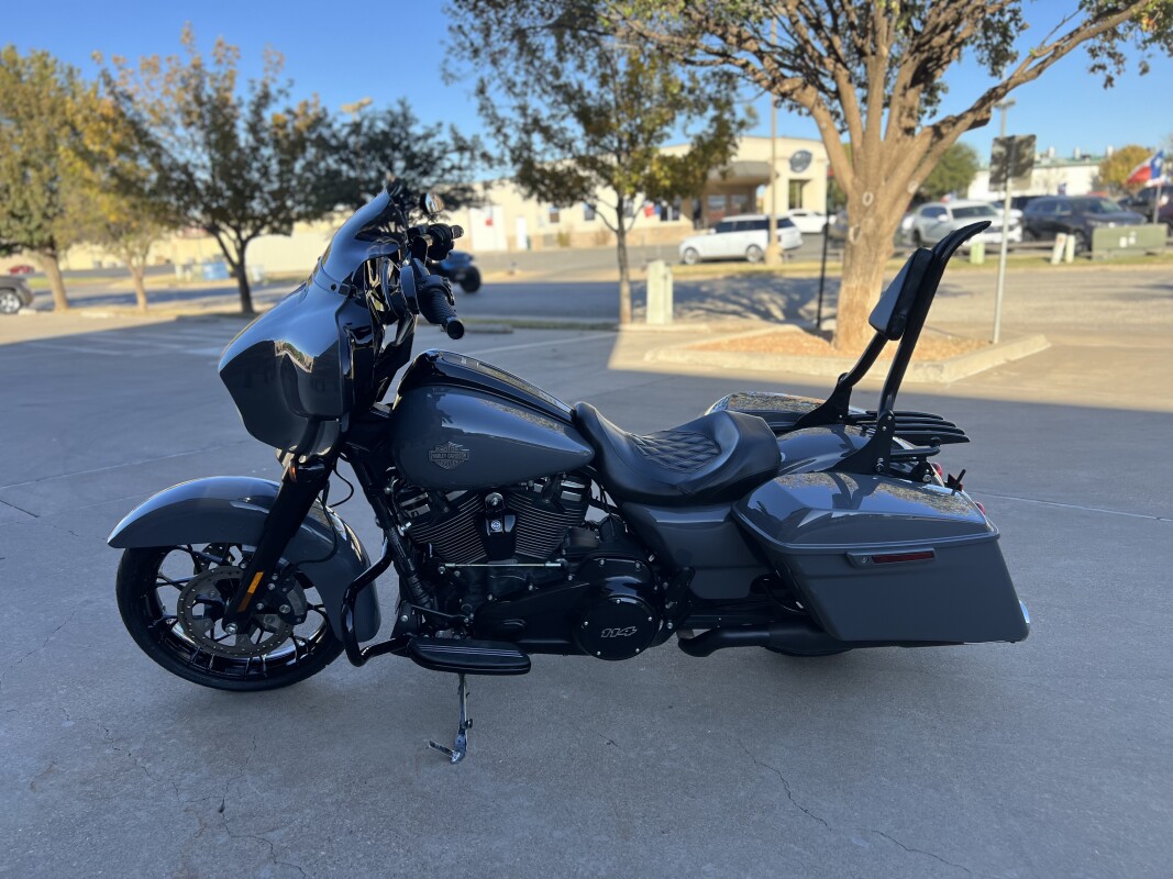 2022 Harley-Davidson Street Glide Special Gunship Grey - Black Finish - Photo 5