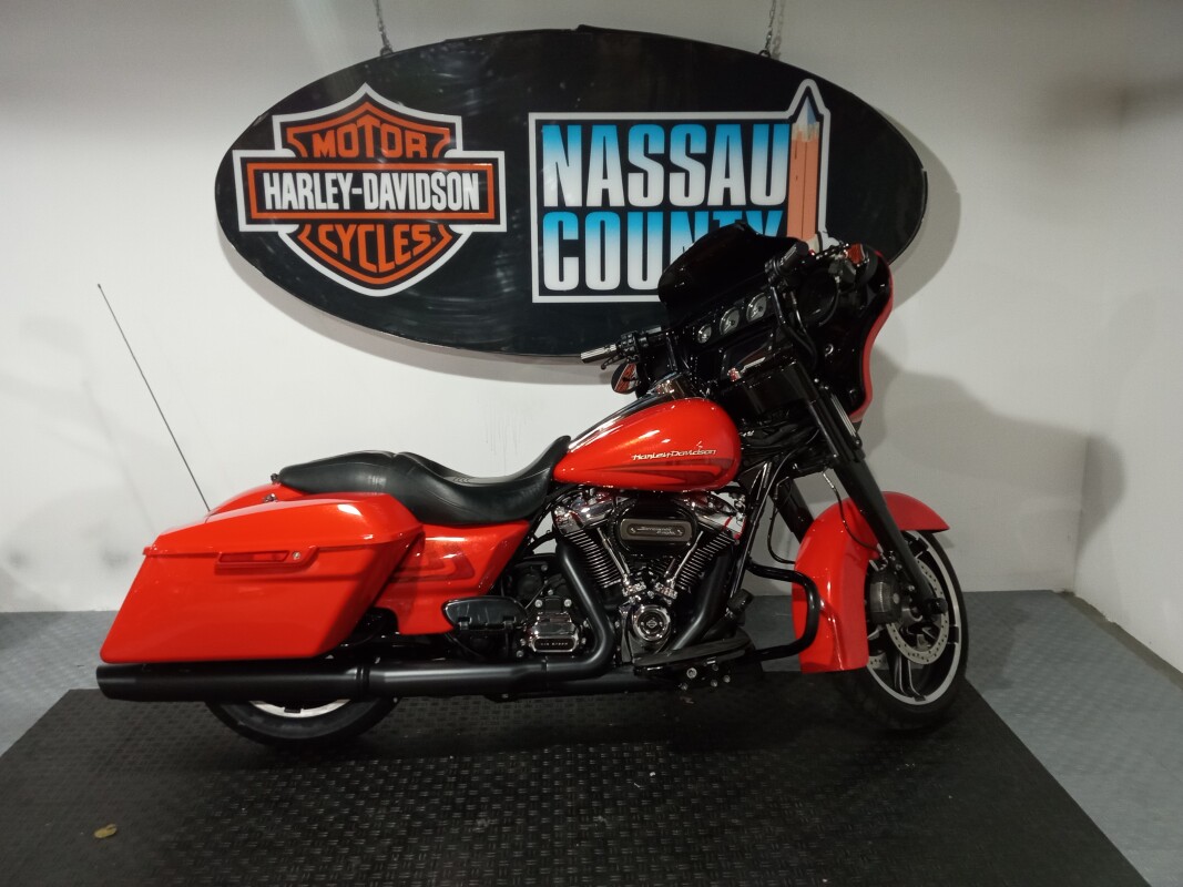 2017 Harley-Davidson Street Glide Special - Laguna Orange