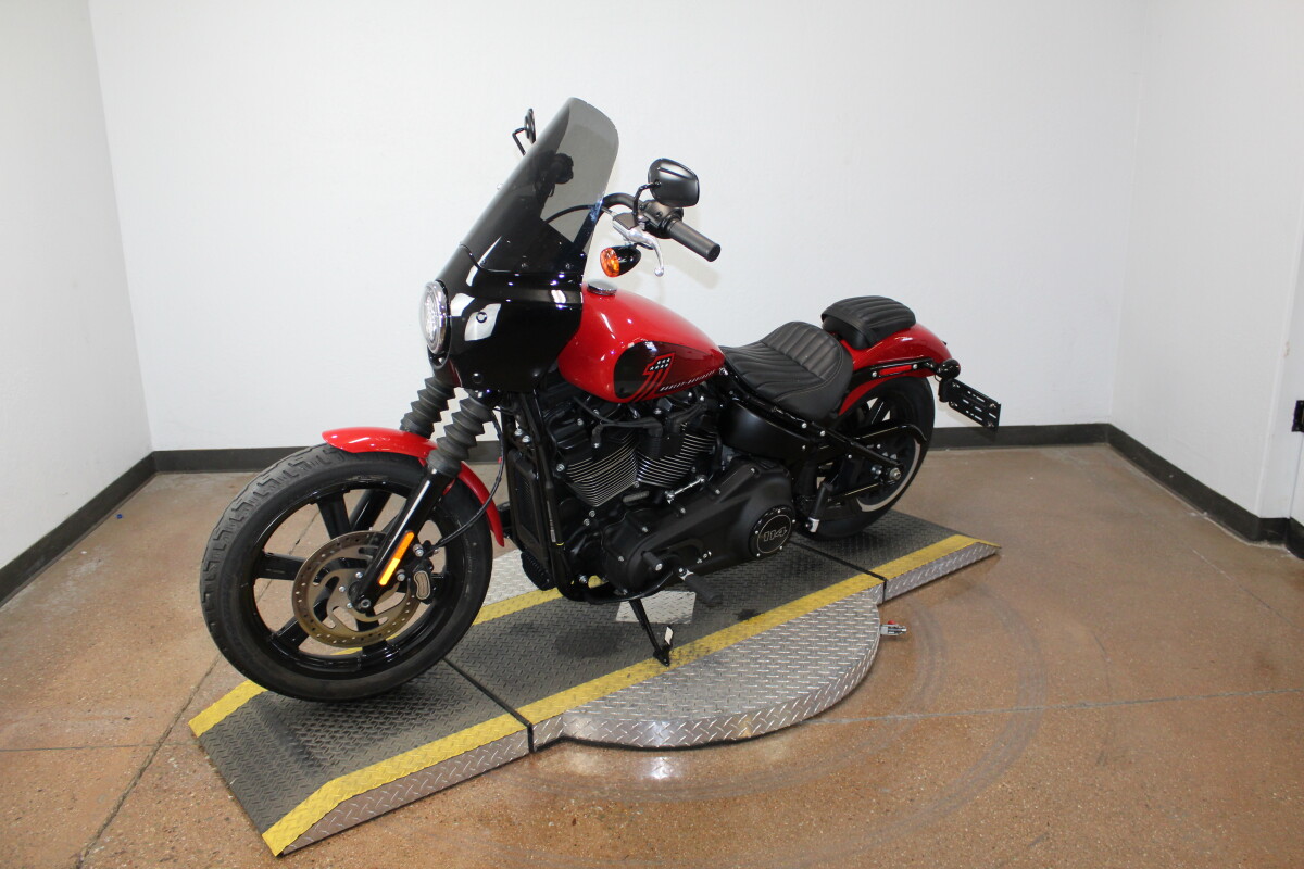 Harley-Davidson Street Bob 114 2022 FXBBS 054161T REDLINE RED - Photo 4